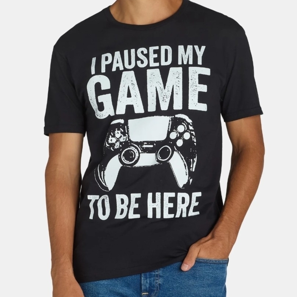 Black Graphic Tee - 'I Paused My Game'